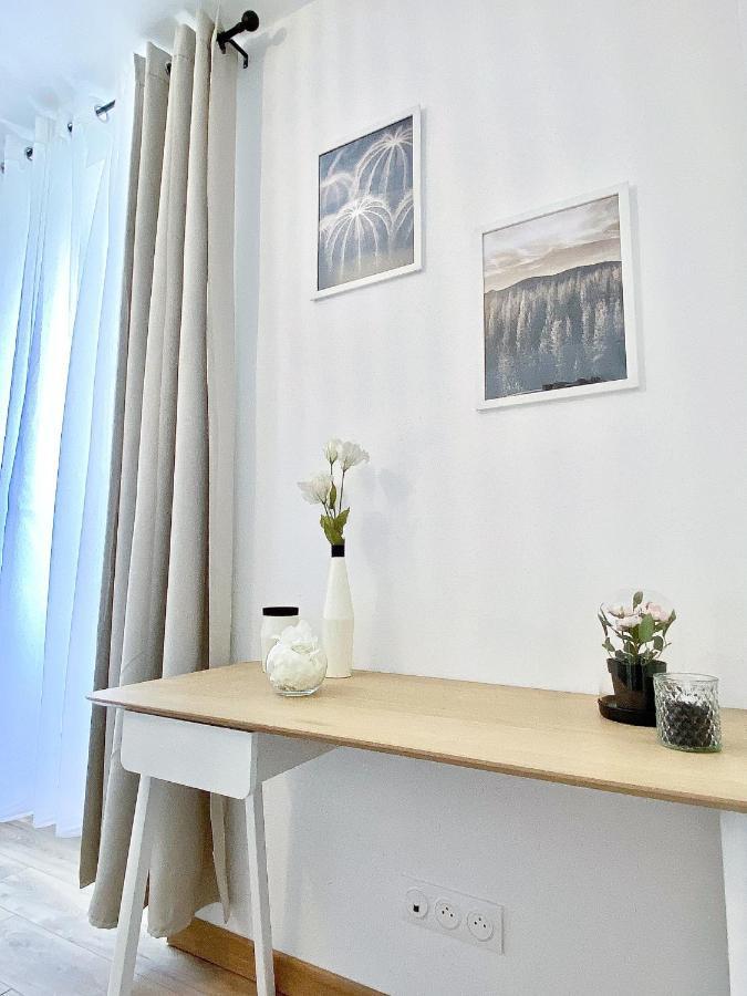 Le Convivial, Centre Apartment *